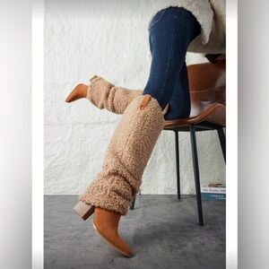 Cozy Tan Shearling Boots